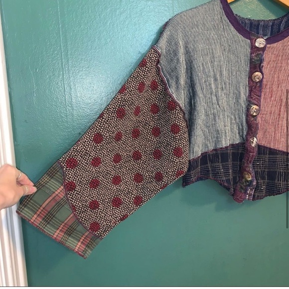 Vintage nothing matches cropped button up - Picture 3 of 4